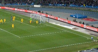 【欧联杯】奥巴皮克破门 巴萨4比2客胜那不勒斯晋级