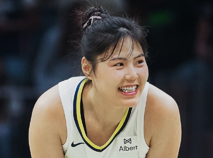 开云平台入口-WNBA：李月汝仅4分钟3+1 飞翼险胜狂热揭幕战均破百历史首次